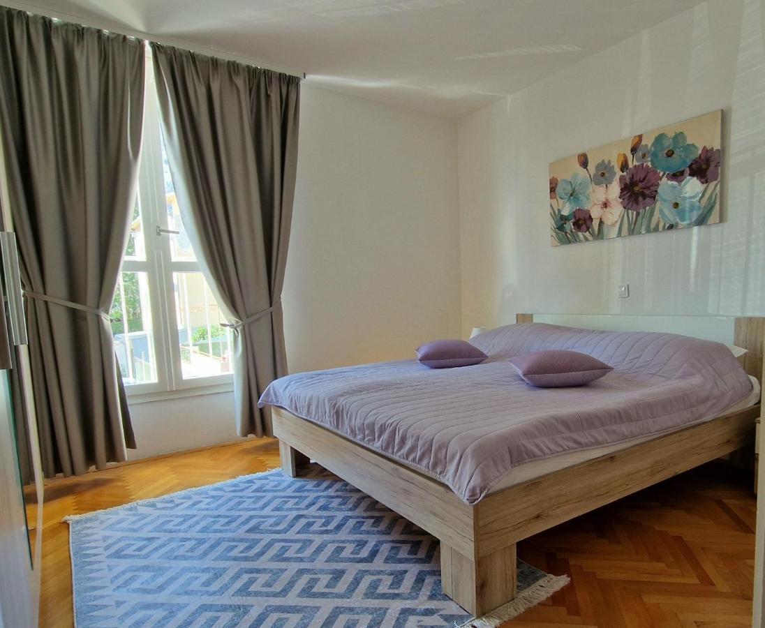 Apartment Dina Omiš Eksteriør billede